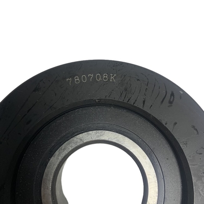 Chiếc xe nâng phụ tùng dây chuyền CPCD20-30 23659-44842 trong các cửa hàng sửa chữa máy