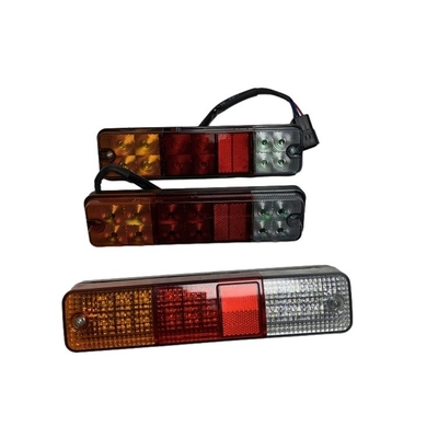 Chiếc xe nâng mô hình CPC D 10-35 Đèn kết hợp phía sau OEM NC9717-770100-001 cho cửa hàng thực phẩm