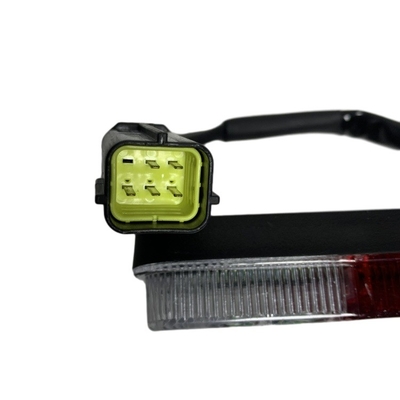 Chiếc xe nâng mô hình CPC D 10-35 Đèn kết hợp phía sau OEM NC9717-770100-001 cho cửa hàng thực phẩm